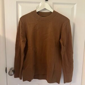 Banana Republic Tan Crewneck Sweater Classic Knit Design